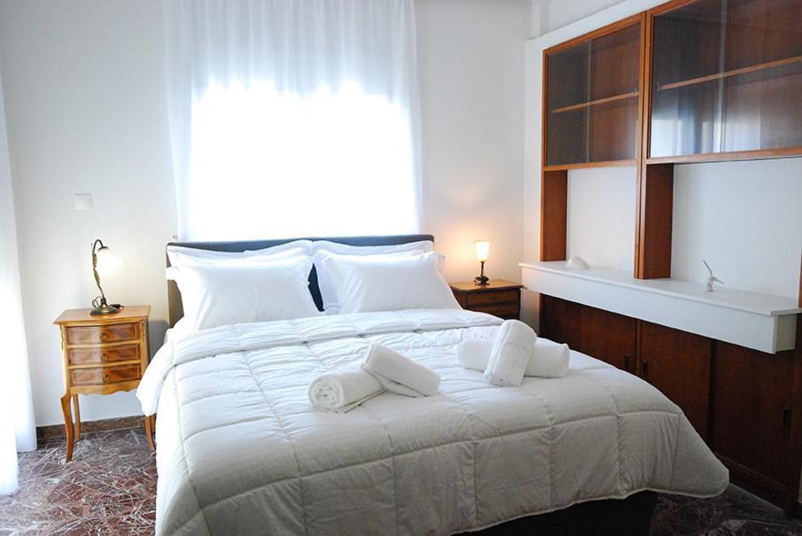 Central Heraklion Lovely Boutique 2-Bedroom Apartment. Olympia. Dış mekan fotoğraf